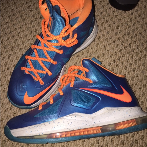 🚫SOLD🚫 Lebron James Size 4