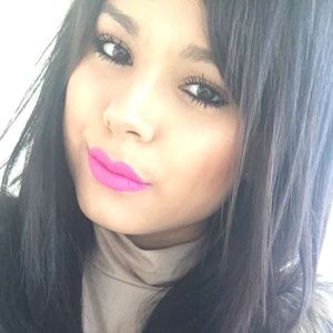 Meet your Posher, Karina