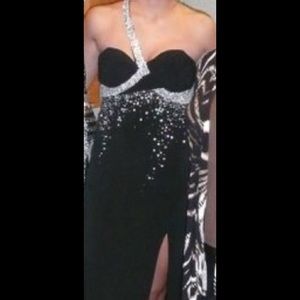 Elegant formal dress with sequins