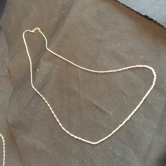 Simple sterling silver necklace