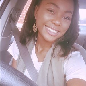 Meet your Posher, Erica