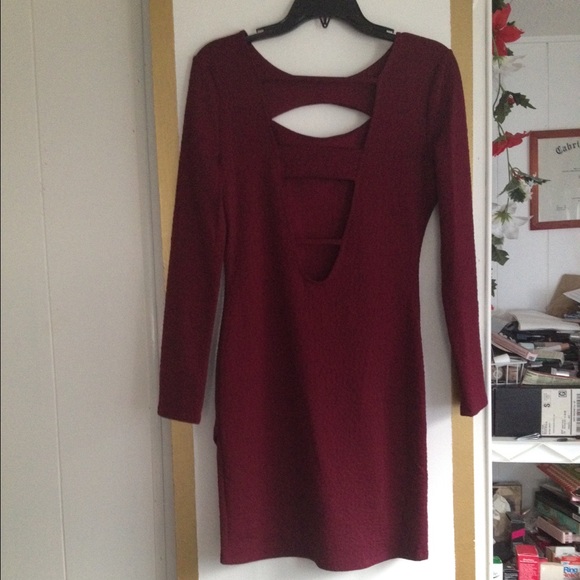 🌼 5 for $25🌼 Bodycon Dress - Picture 3 of 4