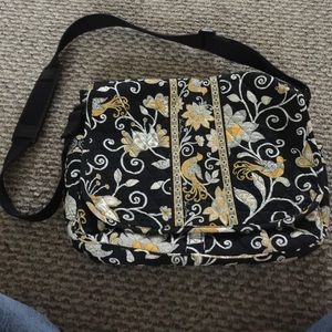 Vera Bradley Messenger bag