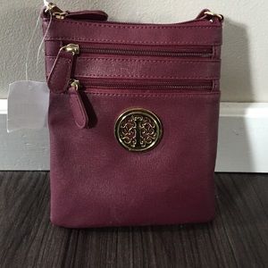 Crossbody purse