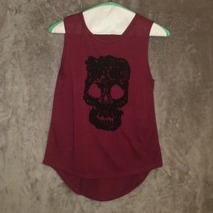 Maroon skull tank