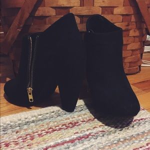 Black 3.5" Heeled Booties