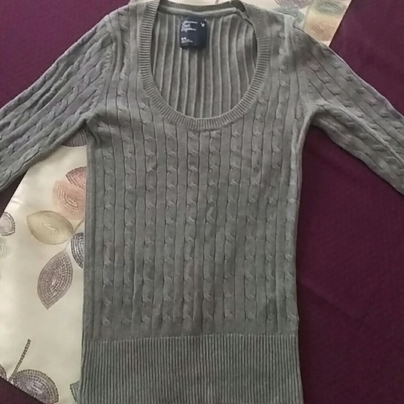 American Eagle Three Quarter Length Sweater