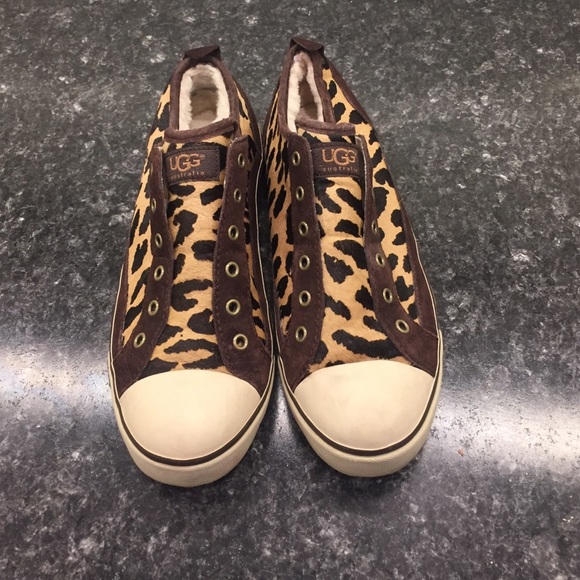 UGG Shoes - Leopard Print UGG Shoes ❤️