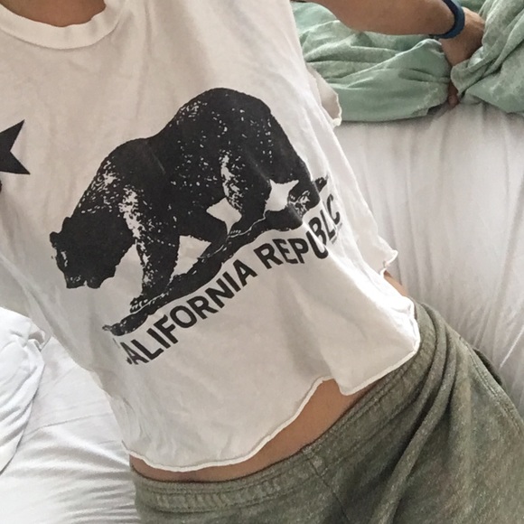 Brandy Melville muscle tee