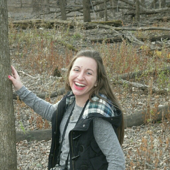 Meet your Posher, Maddy - Picture 1 of 3
