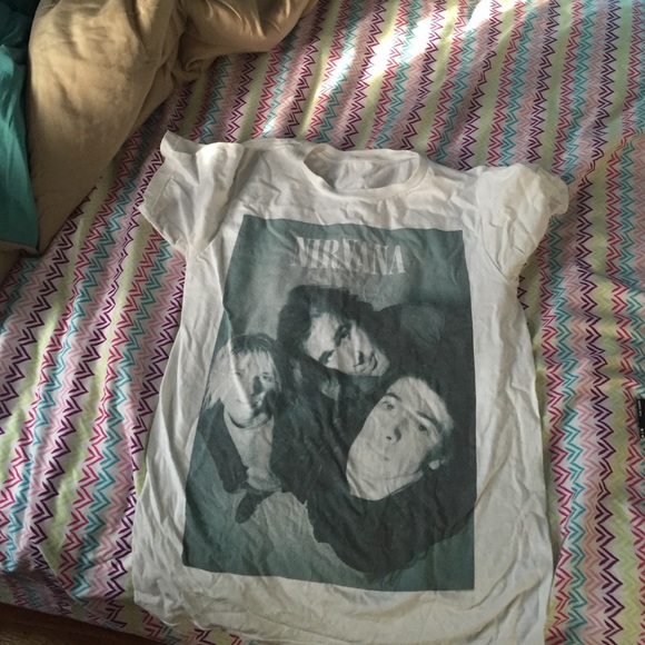 nirvana tee