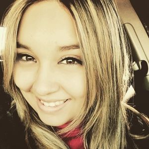Meet your Posher, Brianna
