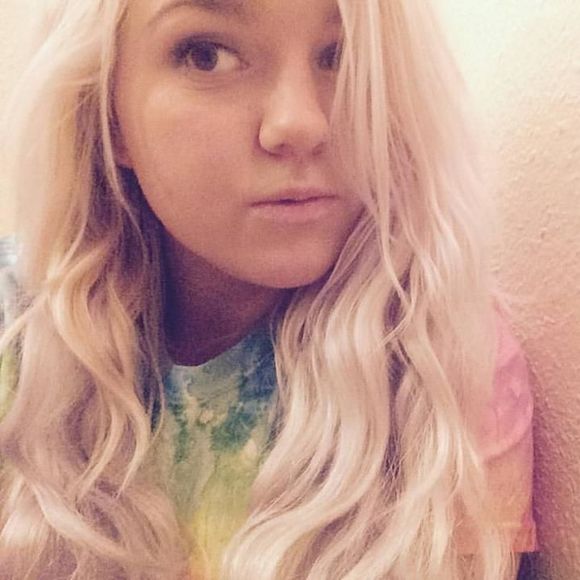 Meet your Posher, Karlee