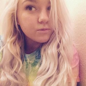 Meet your Posher, Karlee