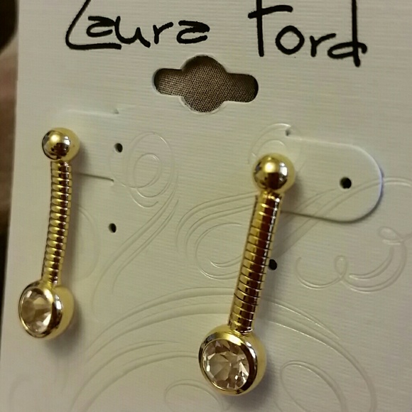 LAURA FORD 💕 - Picture 4 of 4