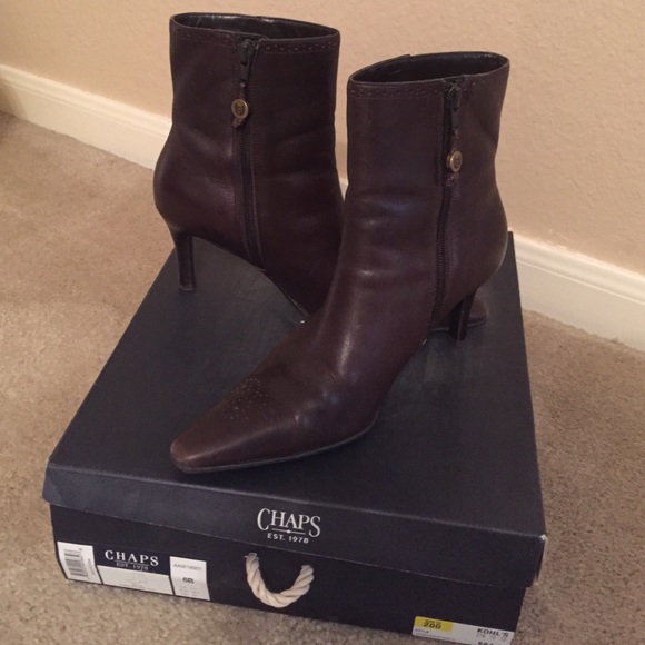 Chaps brown 2" heel boots.