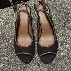 New York and company wedges