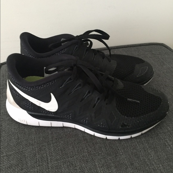 Nike Shoes - Nike free 5.0