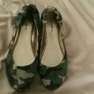 Camo Flats