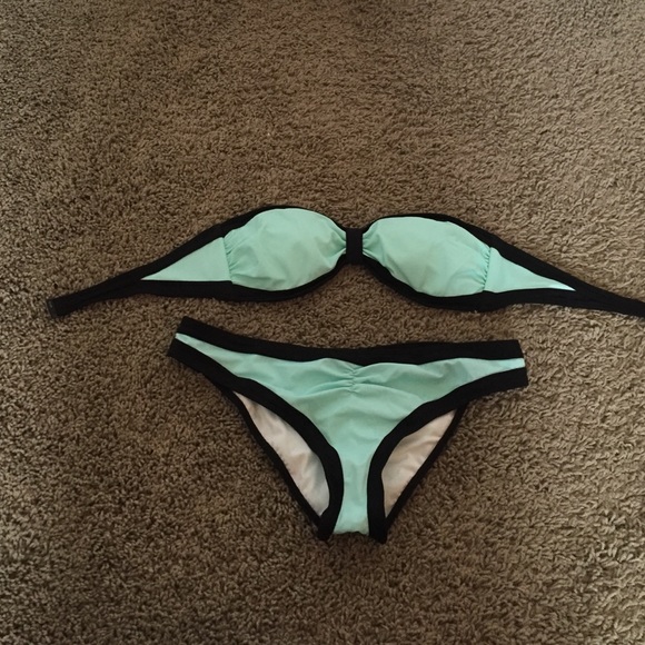 Bathing suit
