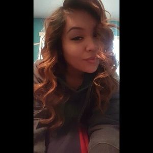 Meet your Posher, Viviana