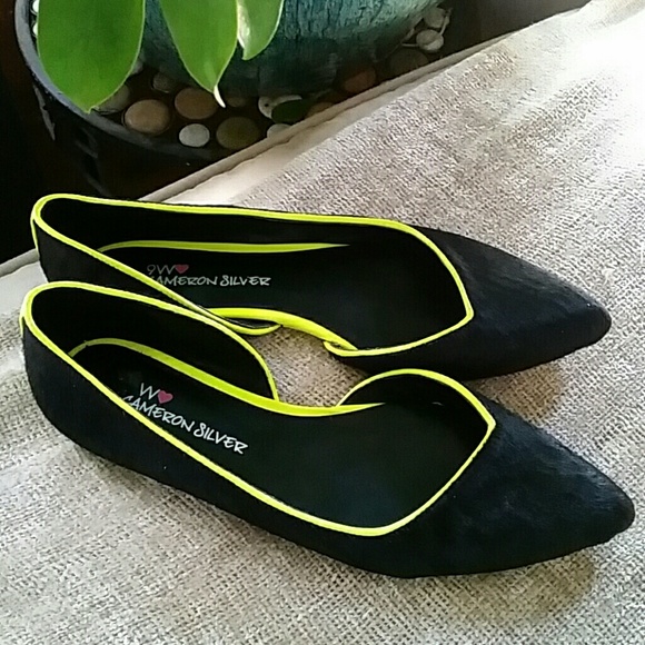 Nine West Cameron Silver black pony hair flats