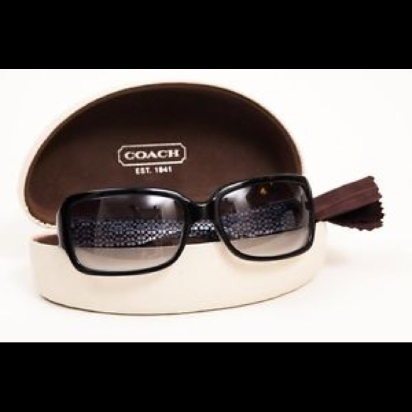 🚫SOLD🚫 Coach Sunglasses in Delphine Black 😎