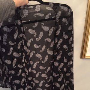 Brandy Melville loose wrap