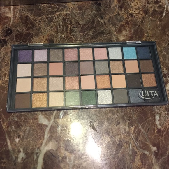 Ulta eyeshadow palette//sold offsite - Picture 1 of 2