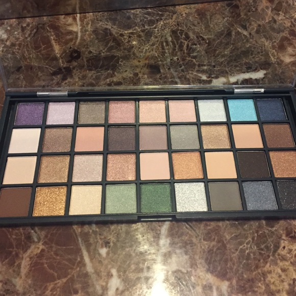 Ulta eyeshadow palette//sold offsite - Picture 2 of 2