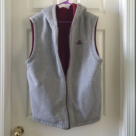 Adidas REVERSIBLE  zip up sweatshirt vest.