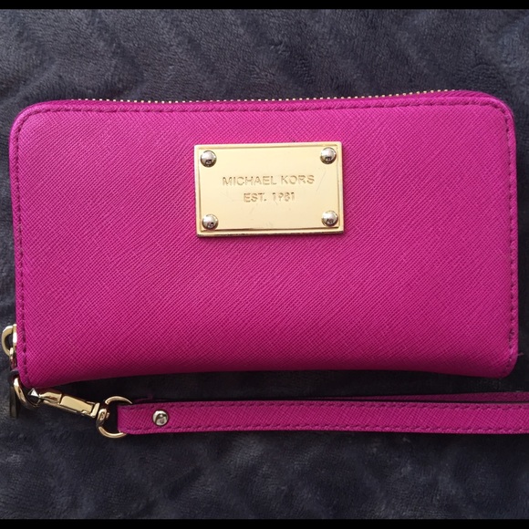 Michael Kors wallet