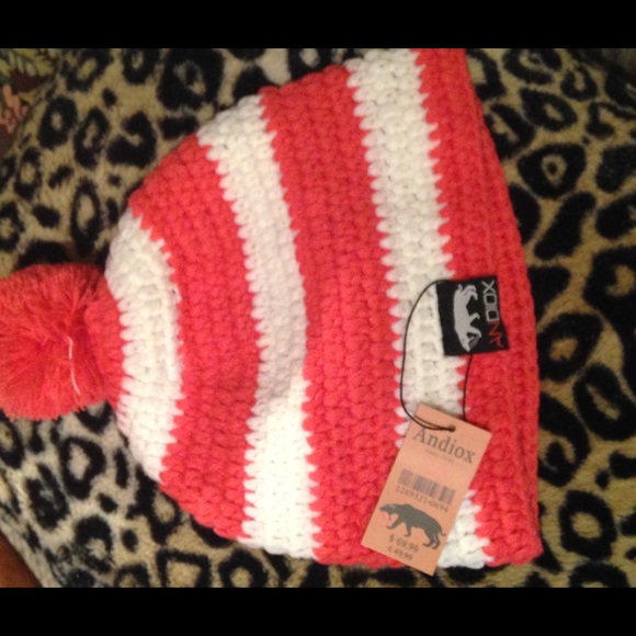 Hat - Picture 2 of 2