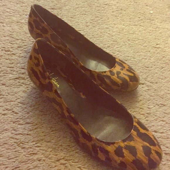 Cole Haan low wedges
