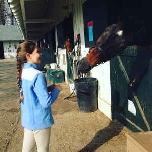 Meet your Posher, Mia