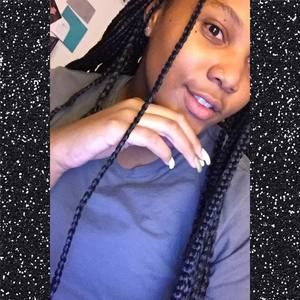 Meet your Posher, Victoria