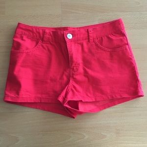 H&M Red Shorts Size 6