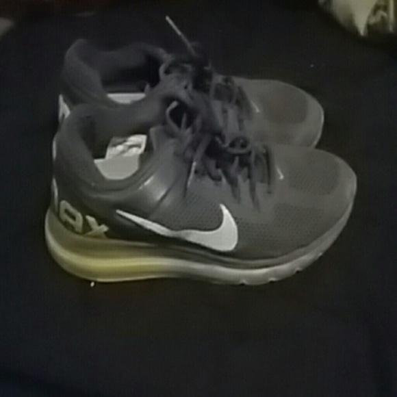 2013 Nike Airmax - Picture 1 of 4