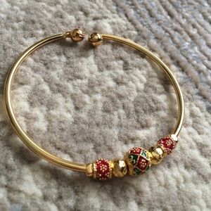 Beautiful 18k gold plated bracelet