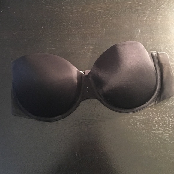 Victoria Secret strapless bra