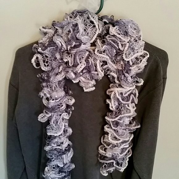 Scarf,blues,with bling!! - Picture 4 of 4