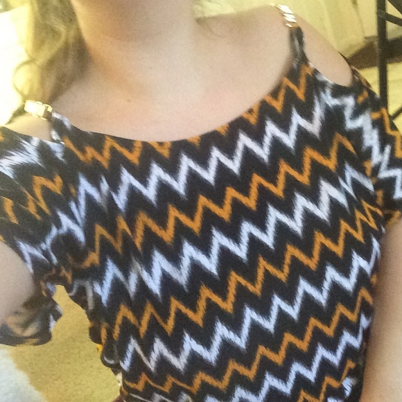 Fancy Michael Kors top - Picture 2 of 2