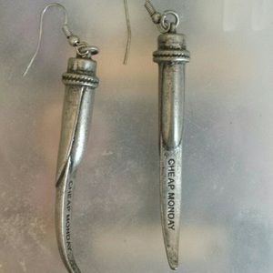 Cheap Monday earrings