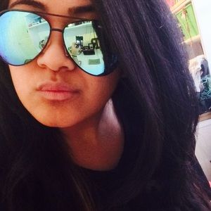 Vivienne Quay Sunglasses