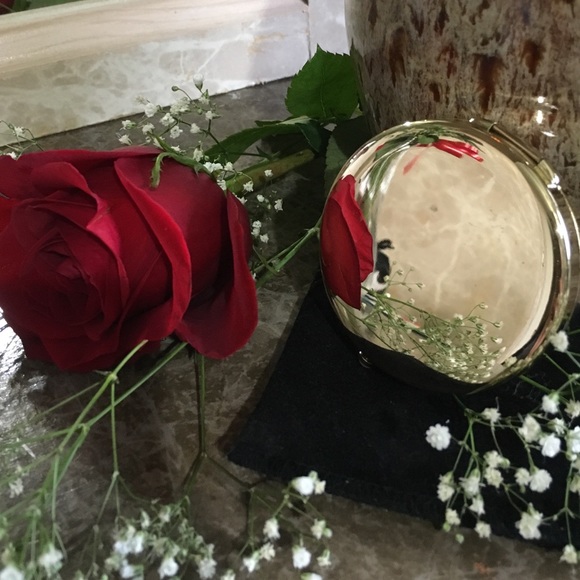 ZINA. CoMPACT MIRROR❤️ - Picture 4 of 4