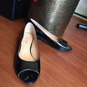 Peep toe heeled flats Pierre Dumas