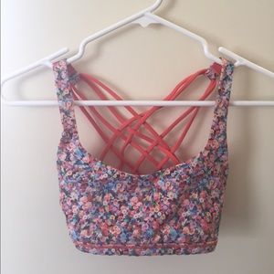 Lululemon free to be wild bra