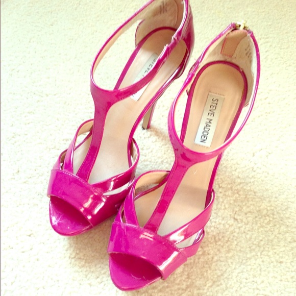 Magenta Steve Madden Pumps, size 9