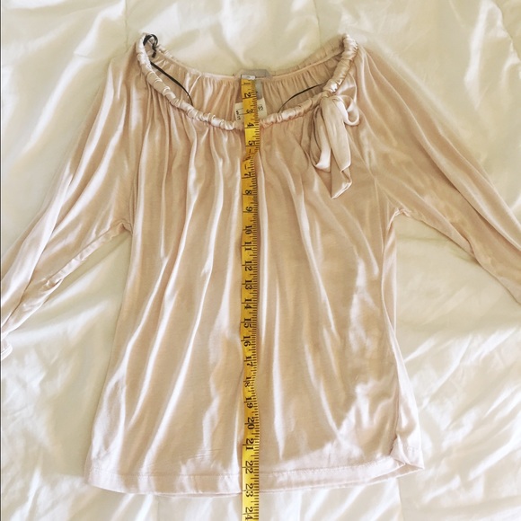 🎀H&M top🎀 - Picture 3 of 3