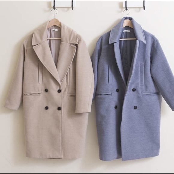 Classy off / cream white lamb wool coat